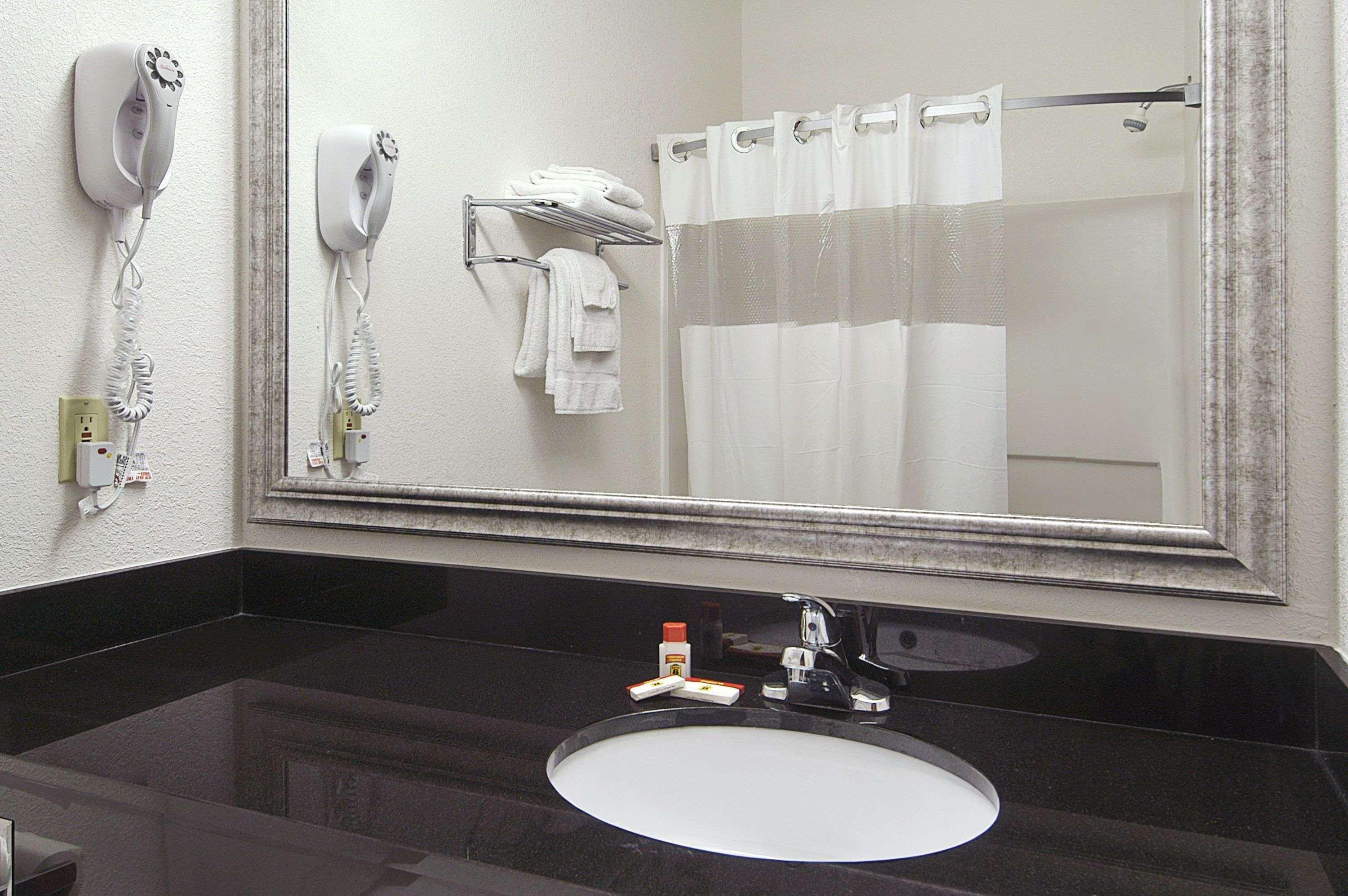 Super 8 By Wyndham Bowling Green North Kamer foto